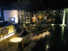 -穹六人间 people 6(岳阳路店)