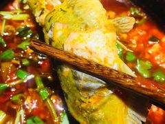 -三道苗苗鱼·美蛙黄辣丁(八里店)