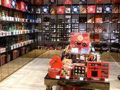 零售区-VENCHI 闻绮(北京国贸商城店)