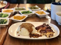 -了凡油鸡饭·面(台北101店)