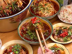 -拈签一笑黄牛肉辣卤串串