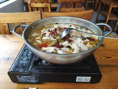 -牛八宝桂林米粉(八里庄店)