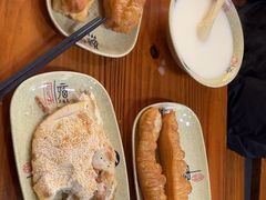 -禾诗夜市大饼油条(松江店)
