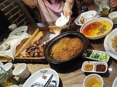 -东口码头·烧鸽子·鱼头泡饼·地方菜(金鹰悦城店)