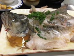 清蒸鲈鱼-饭桌故事·血鸭湘(荣宝华店)