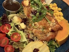 -玛格萝妮比萨屋(陆家浜路店)