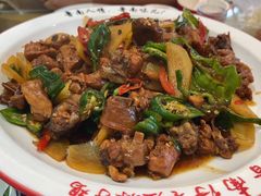 -鲁南仔·滕州炒鸡(经三路店)