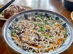 荠菜肉末豆腐汤-盛记灶头菜饭