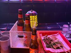 -喜鹊音乐酒馆(西街店)