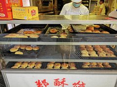 面包甜点陈列柜-朱记小郑酥烧饼(建康路店)