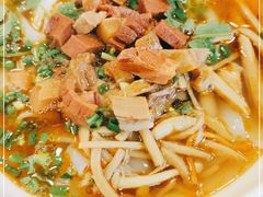 -黔阿牛菌汤牛肉粉全牛火锅(喷水池店)