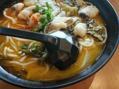 -老妈米线(港龙店)