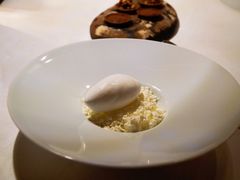 椰子冰淇淋配芝士碎-三嚥阁 La Villa Restaurant