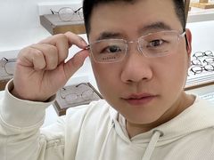 -翰佐蔡司小乐圆·依视路星趣控·暴龙眼镜折扣店