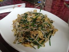 四味小炒-依江春水烤鸭店