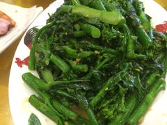 -伟记牛蹄(道滘店)