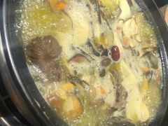 -野菌皇海景野生菌火锅(滨海大道店)