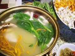 -慢丽江·云南野生菌土鸡锅(付家庄店)