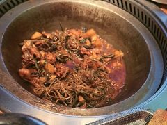 -山里屯铁锅炖·东北菜(康桥店)