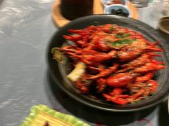 -肥肥虾庄·金牌油焖大虾(杨园滨江时代walk店)