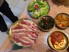 -闻老头·菊花炭烤肉(D11店)