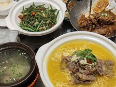 -小菜园新徽菜(宜兴八佰伴店)