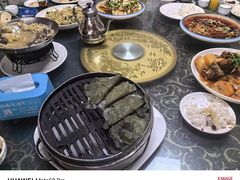 -一口猪海鲜浑锅·东北家常菜