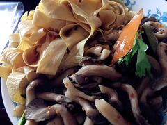 -老六素货(王顶堤店)