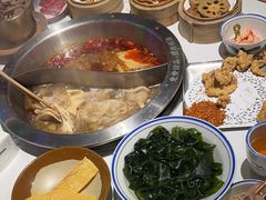 -卤校长重庆火锅(国兴店)