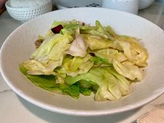 油渣手撕包菜-渔语鱼酸菜鱼新川菜(来福士店)