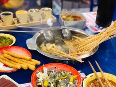 -马路边边串串香(苗栗路店)