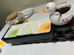 -煜丰汴京烤鸭(福彩路店)