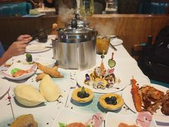 -领鲜活海鲜榴莲自助火锅(东门店)