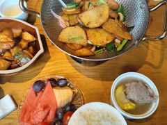 -隔壁老王·家常云南菜(花巷店)