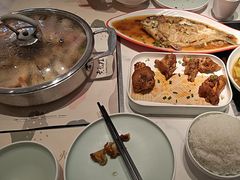 -黄记煌三汁焖锅(新佳丽江汉路店)