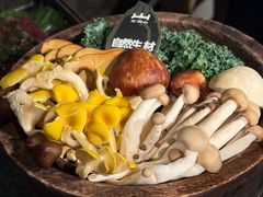 -三出山火锅(万象天地店)