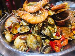 -东来菜馆•手抓海鲜家常菜•海鲜锅贴(鸽子窝店)