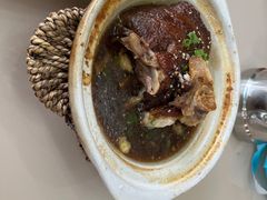 -老码头黑皮肘子锅包肉(文政街店)