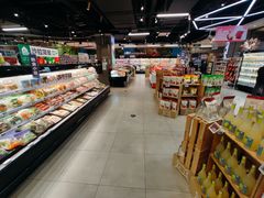 -盒马鲜生(红莲店)