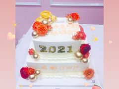 方形定制款鲜花蛋糕-艾加柒克蛋糕茶歇甜品台(春熙路店)