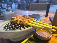 -三亚艾迪逊酒店·海滩烧烤 BARBACOA·现场乐队·浪漫晚餐·烧烤海鲜