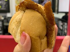 猪扒包-華人 華星冰室(氹仔 店)