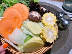 混合蔬菜篮-鲜潭蒸汽石锅鱼(五道口购物中心店)