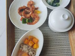 -臻儿屿月子会所(茶山店)