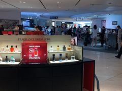 -DFS迪斐世(香港广东道店)