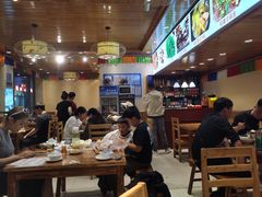 -乡土特色.冷锅鱼.牦牛肉汤锅