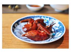 脆皮乳鸽-新荣记(西溪湿地店)