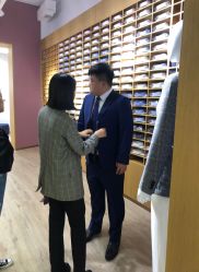 -红领RED COLLAR西装定制体验中心