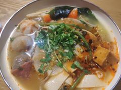 -小蛮椒麻辣烫·麻辣拌(静安店)