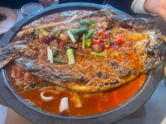 -鸣记脆皮烤鱼·海鲜烤鱼(三八广场店)